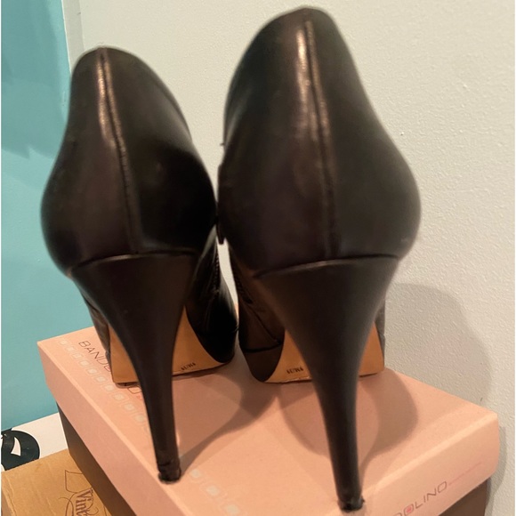 Vince Camuto booties - Picture 7 of 7